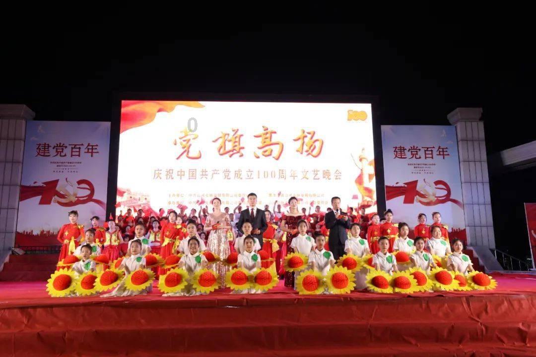 如何与人前一套背后一套的人和谐相处？游戏画面
